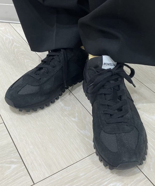 OSUMIさんの「BEAMS WOMEN｜【別注】SLOANE / 5ゲージ チルデン Vネック ロングスリーブ ニット」を使ったコーディネート