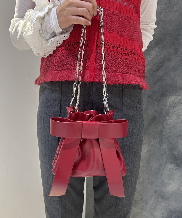 ハルカさんの「BEAMS WOMEN｜ボーダー レース編み ベスト」を使ったコーディネート