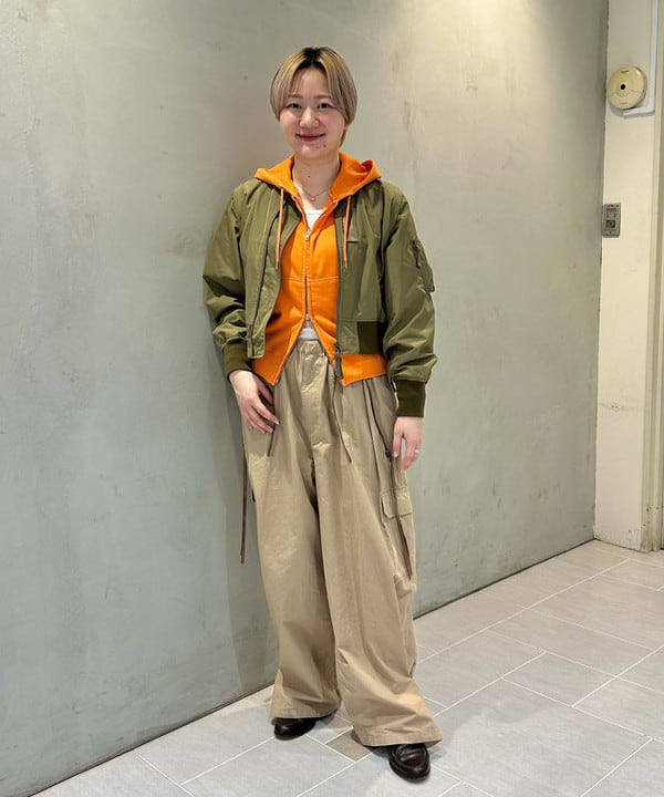 スミレさんの「BEAMS WOMEN｜デタッチ スリーブ ミリタリー ブルゾン」を使ったコーディネート