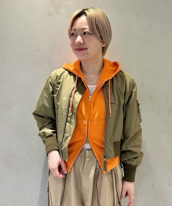 スミレさんの「BEAMS WOMEN｜デタッチ スリーブ ミリタリー ブルゾン」を使ったコーディネート