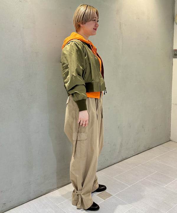 スミレさんの「BEAMS WOMEN｜デタッチ スリーブ ミリタリー ブルゾン」を使ったコーディネート