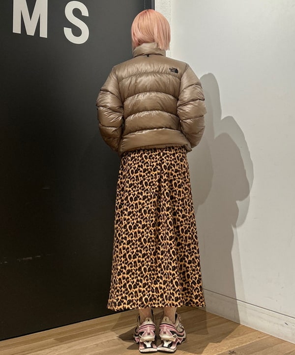 佐藤 亜美さんの「BEAMS WOMEN｜プリント キャミ ワンピース」を使ったコーディネート