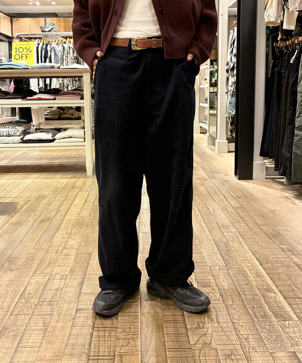 SAEさんの「BEAMS WOMEN｜【別注】FRED PERRY / Tipped Collar Cardigan」を使ったコーディネート