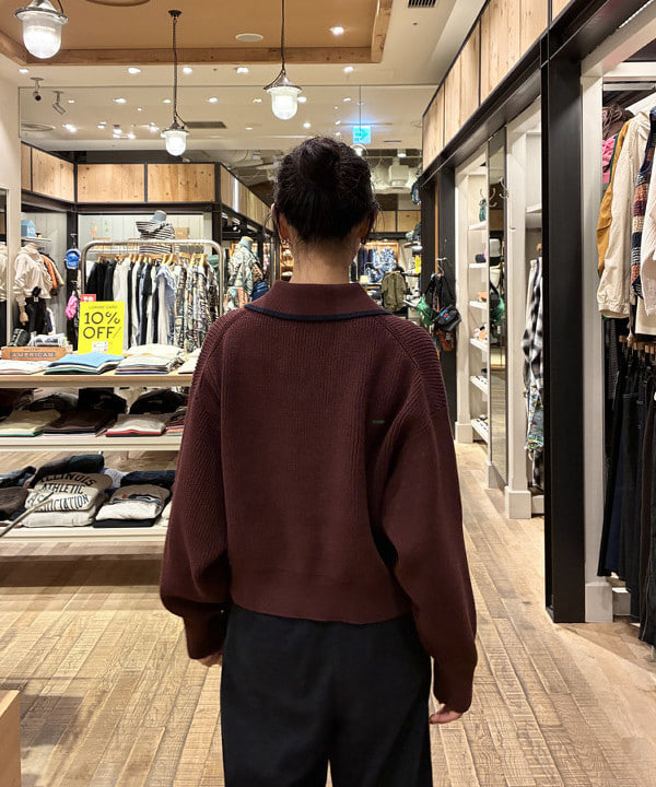 SAEさんの「BEAMS WOMEN｜【別注】FRED PERRY / Tipped Collar Cardigan」を使ったコーディネート