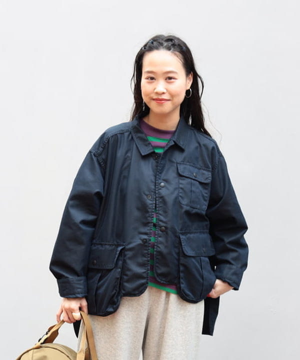 清水 彩乃さんの「BEAMS WOMEN｜シャンブレー ギャバ ショート フィッシング ジャケット」を使ったコーディネート