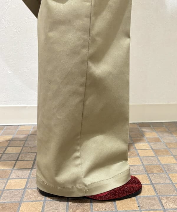 YABUさんの「BEAMS WOMEN｜クロップド クルーネック カーディガン」を使ったコーディネート