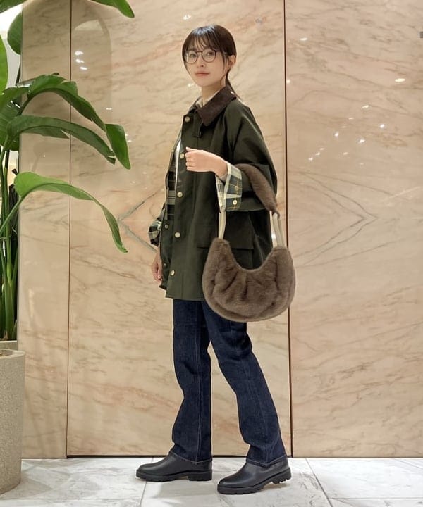 茂野 真楓さんの「BEAMS WOMEN｜【別注】Barbour / BEDALE ジャケット」を使ったコーディネート