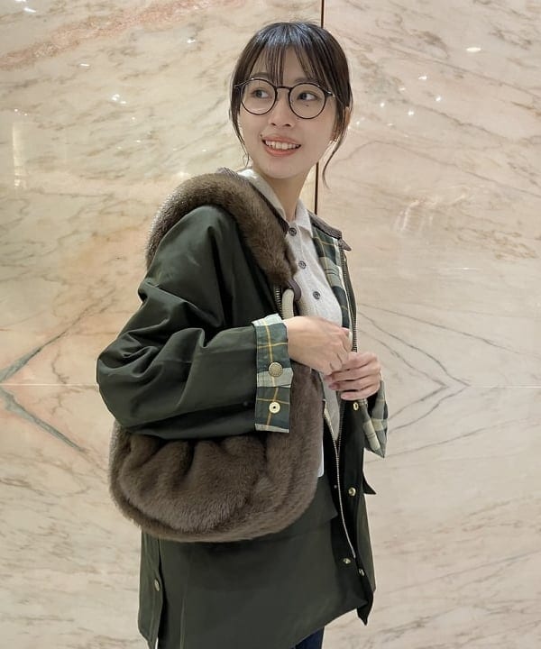 茂野 真楓さんの「BEAMS WOMEN｜【別注】Barbour / BEDALE ジャケット」を使ったコーディネート