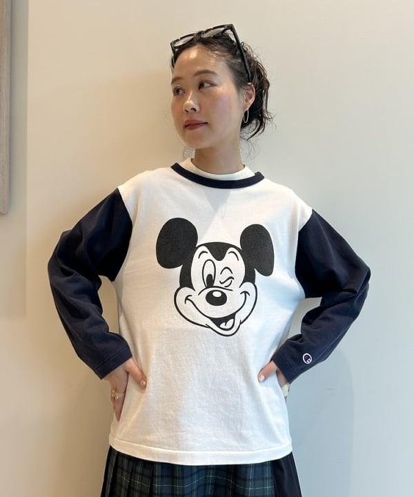 清水 彩乃さんの「BEAMS WOMEN｜【別注】Gramicci / プリーツ スカート」を使ったコーディネート