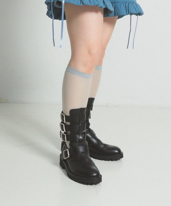 カタヤマ アヤさんの「BEAMS WOMEN｜リブ オフショルダー プルオーバー」を使ったコーディネート