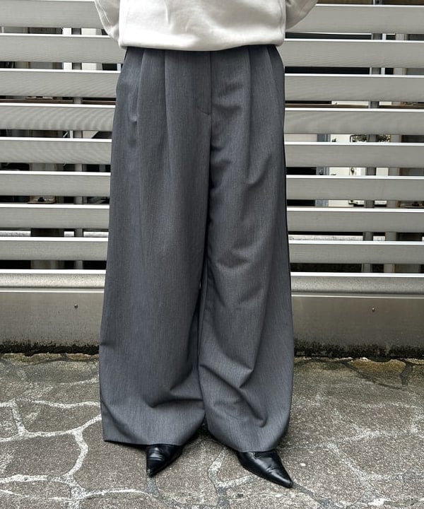 ayaneさんの「BEAMS WOMEN｜AK+1 / 吊り裏毛 スウェット」を使ったコーディネート