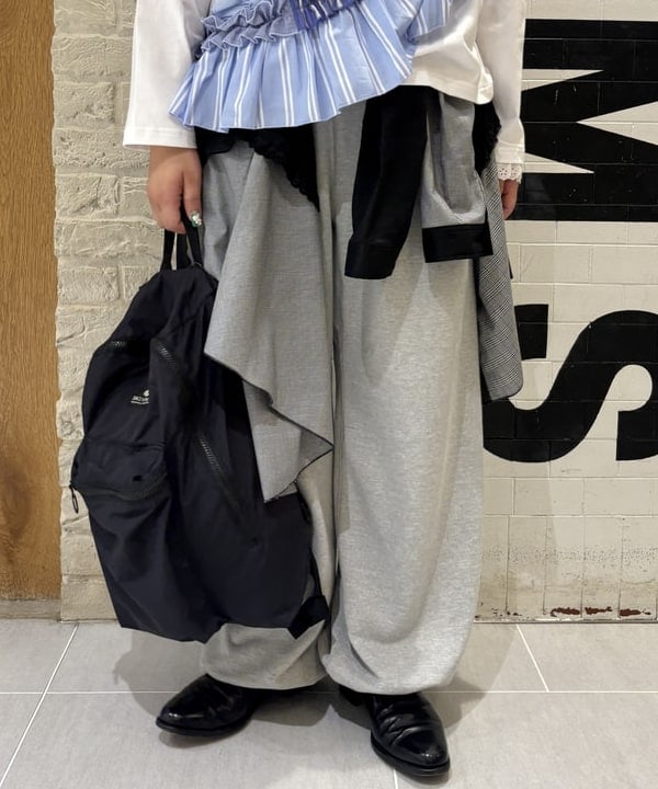 大石彩可さんの「BEAMS WOMEN｜BAG'n'NOUN / DAY PACK MAT」を使ったコーディネート