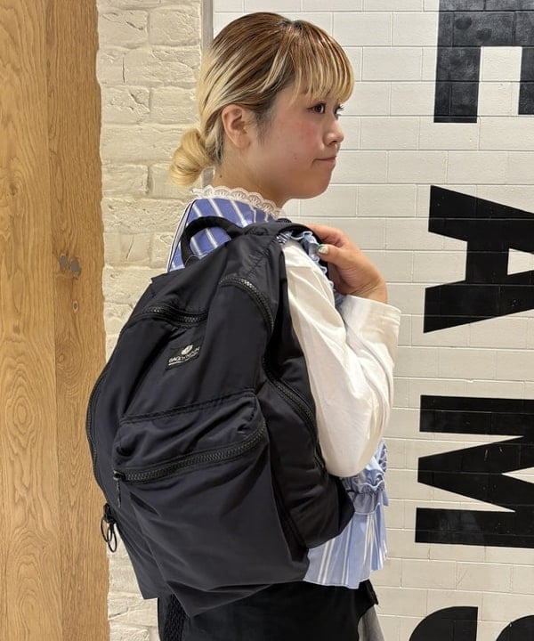 大石彩可さんの「BEAMS WOMEN｜BAG'n'NOUN / DAY PACK MAT」を使ったコーディネート