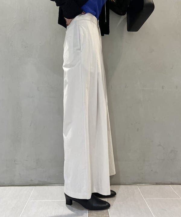 CHIHIROさんの「BEAMS WOMEN｜AK+1 / ポロカラーショート カーディガン」を使ったコーディネート