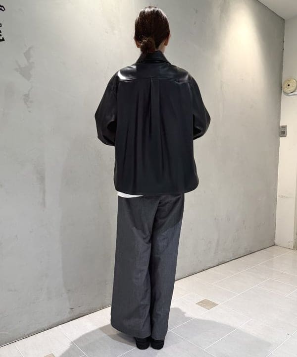 ヒライさんの「BEAMS WOMEN｜フェイクレザー シャツジャケット」を使ったコーディネート