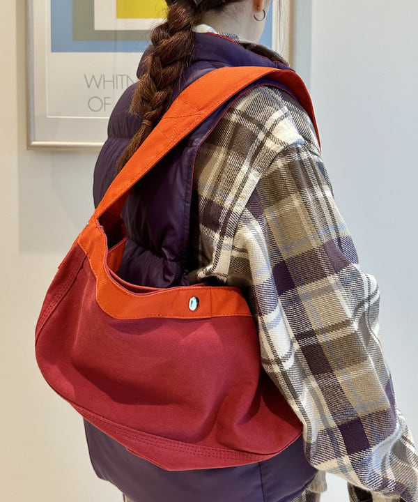 イシイ サオリさんの「BEAMS WOMEN｜ワーク チェック シャツ」を使ったコーディネート