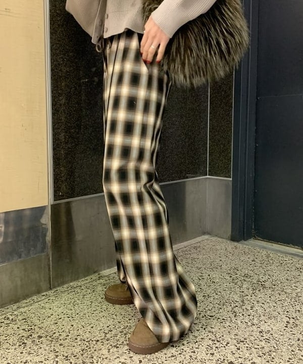 れいなさんの「BEAMS WOMEN｜オンブレチェック ワイド パンツ」を使ったコーディネート