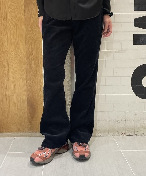 マツミヤさんの「BEAMS WOMEN｜【別注】SCREEN STARS / フルジップ パーカー」を使ったコーディネート