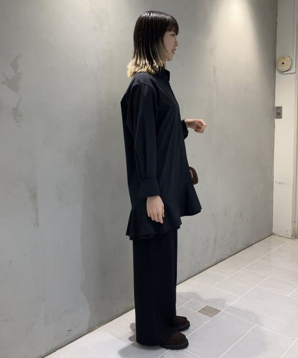 中平 あみさんの「BEAMS WOMEN｜フリルヘム シャツ ワンピース」を使ったコーディネート