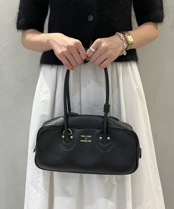 中平 あみさんの「BEAMS WOMEN｜モヘヤ ハーフスリーブ 2WAY プルオーバー」を使ったコーディネート