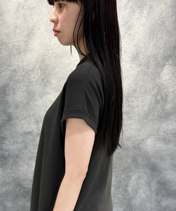 OSUMIさんの「BEAMS WOMEN｜【別注】SLOANE / 裏毛 クルーネック ワンピース」を使ったコーディネート