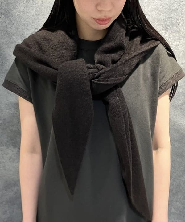 OSUMIさんの「BEAMS WOMEN｜【別注】SLOANE / 裏毛 クルーネック ワンピース」を使ったコーディネート