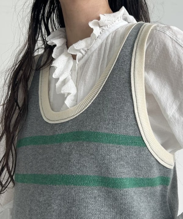 清水 彩乃さんの「BEAMS WOMEN｜リングドット カーディガン」を使ったコーディネート