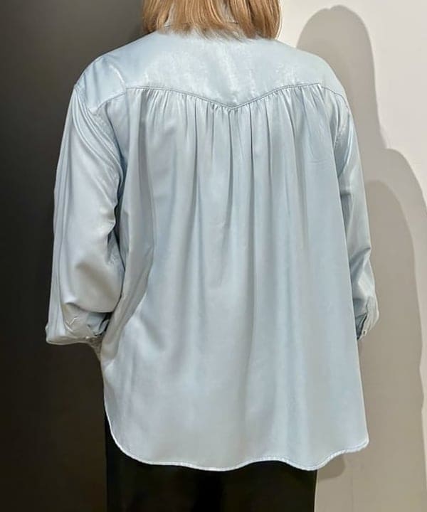 早川 萌子さんの「BEAMS WOMEN｜サテン ウエスタン シャツ」を使ったコーディネート