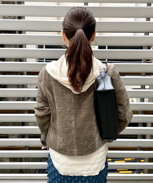 カタヤマ アヤさんの「BEAMS WOMEN｜モール ステンカラー ジャケット」を使ったコーディネート