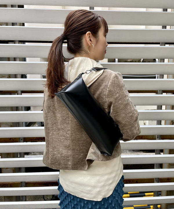 カタヤマ アヤさんの「BEAMS WOMEN｜モール ステンカラー ジャケット」を使ったコーディネート