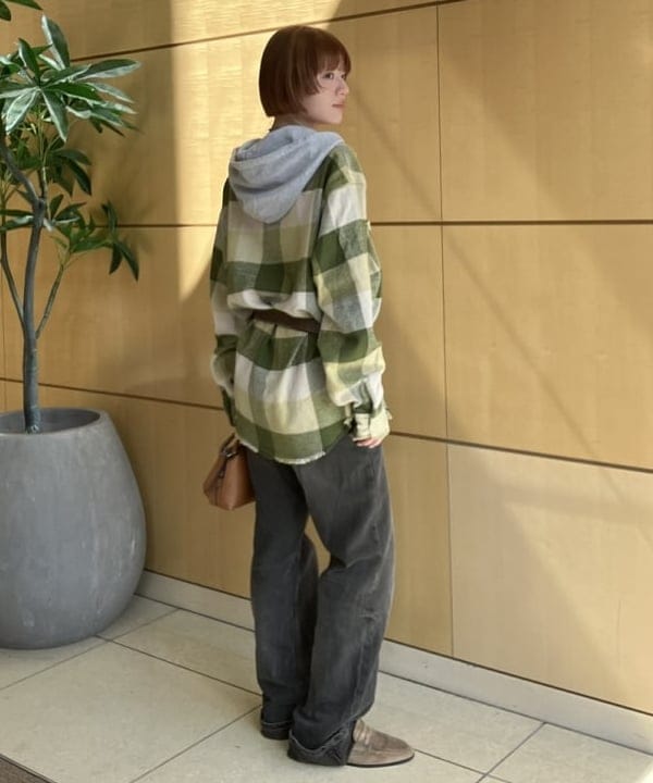 Hazukiさんの「BEAMS WOMEN｜フード チェック ネルシャツ」を使ったコーディネート