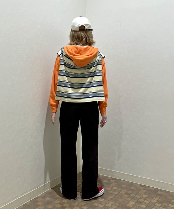 小原 もこさんの「BEAMS WOMEN｜ボーイ ベーシック Tシャツ」を使ったコーディネート