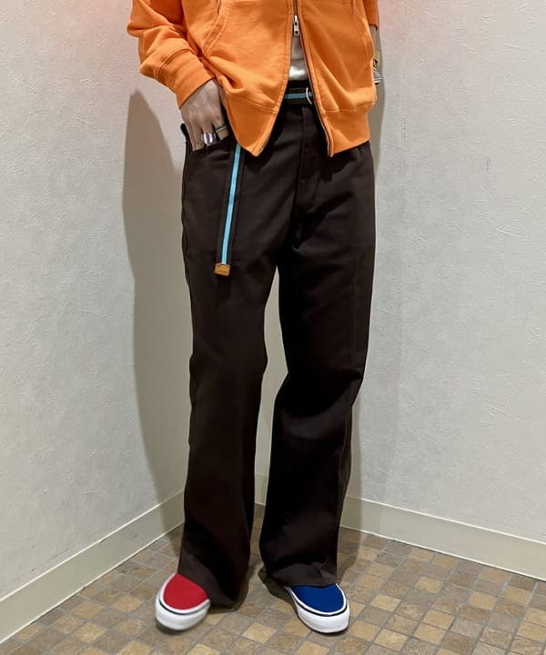 小原 もこさんの「BEAMS WOMEN｜ボーイ ベーシック Tシャツ」を使ったコーディネート