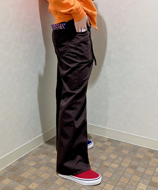 小原 もこさんの「BEAMS WOMEN｜ボーイ ベーシック Tシャツ」を使ったコーディネート