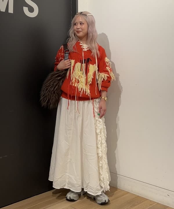 ando naoさんの「BEAMS WOMEN｜ロング ファー バッグ」を使ったコーディネート