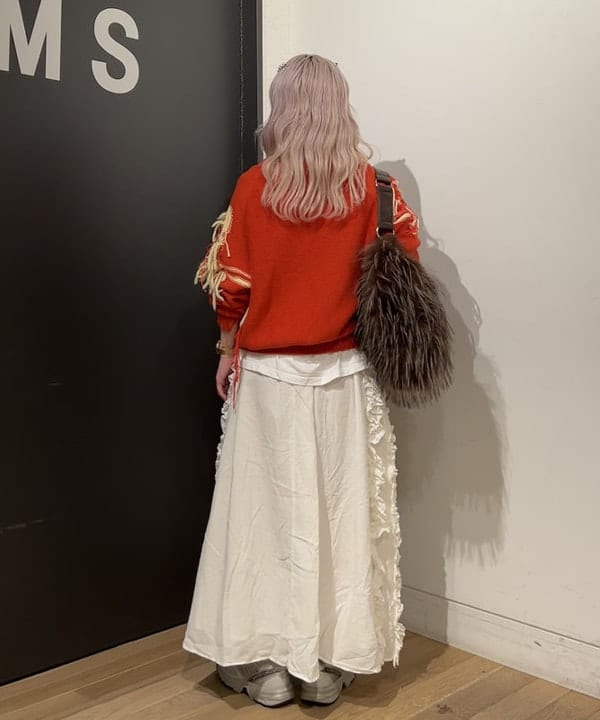 ando naoさんの「BEAMS WOMEN｜ロング ファー バッグ」を使ったコーディネート