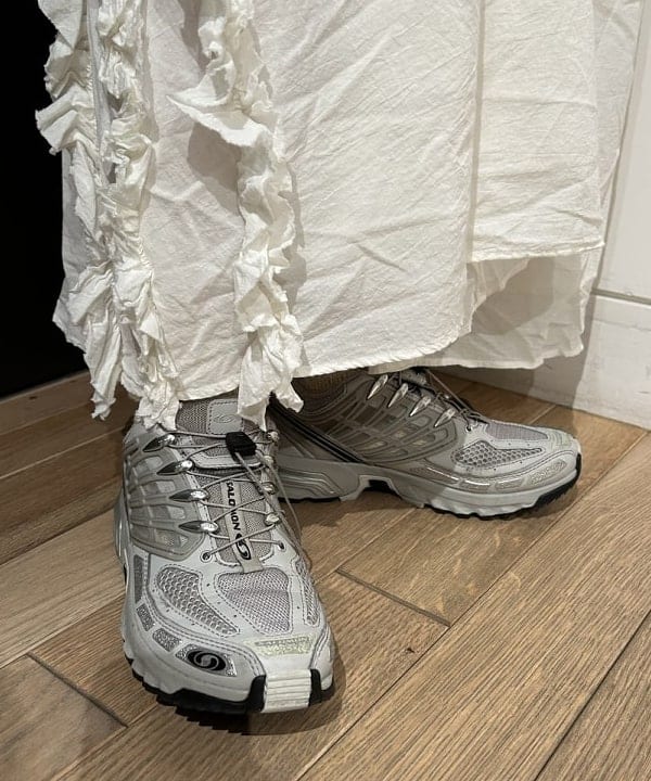 ando naoさんの「BEAMS WOMEN｜ロング ファー バッグ」を使ったコーディネート