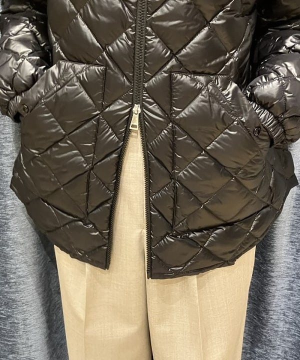 nodokaさんの「BEAMS WOMEN｜ツイル テーパード パンツ」を使ったコーディネート