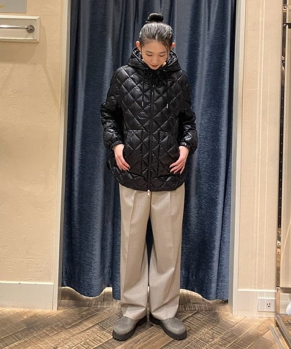 nodokaさんの「BEAMS WOMEN｜ツイル テーパード パンツ」を使ったコーディネート