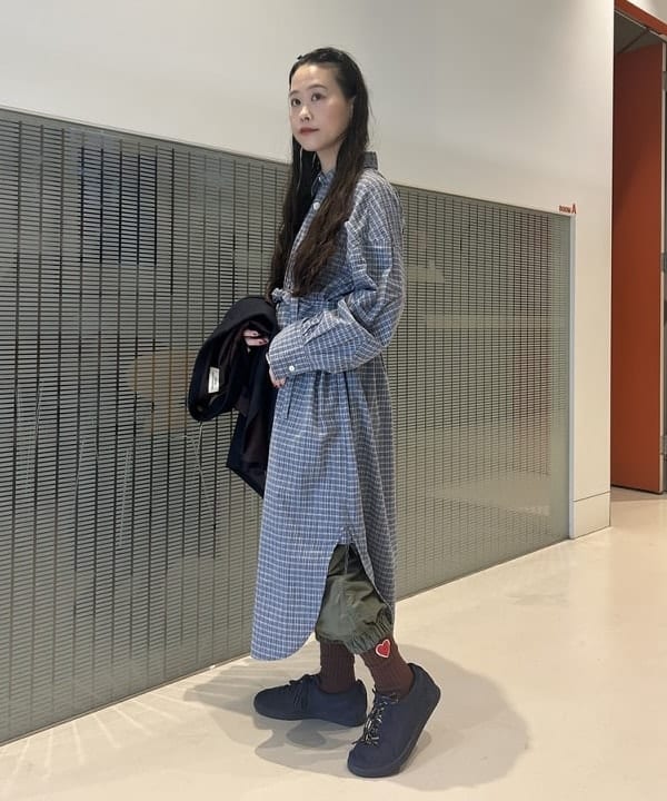 清水 彩乃さんの「BEAMS WOMEN｜【別注】PUMA / BRASIL」を使ったコーディネート