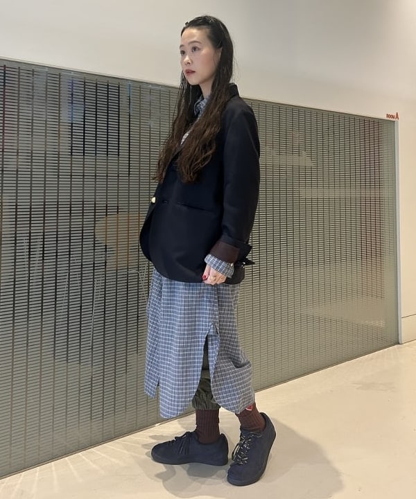 清水 彩乃さんの「BEAMS WOMEN｜【別注】PUMA / BRASIL」を使ったコーディネート