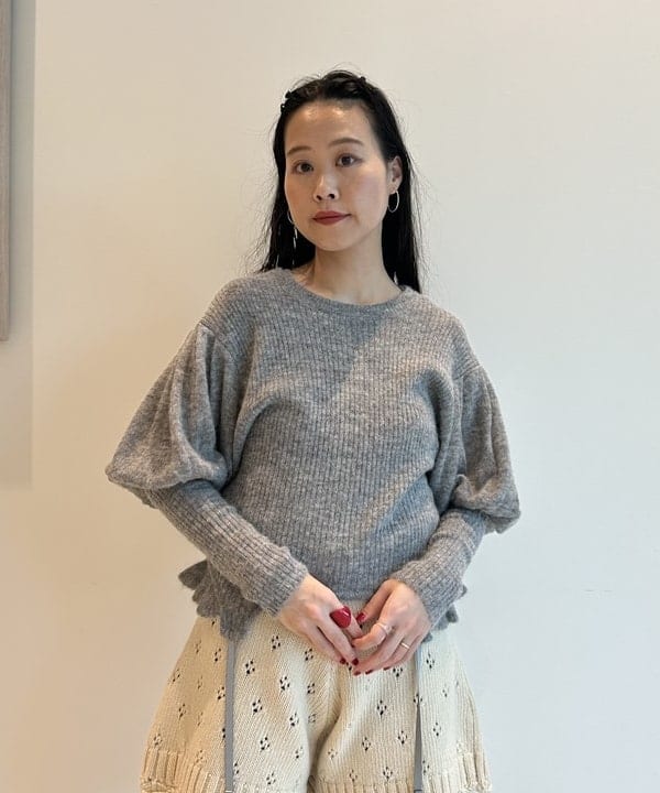 清水 彩乃さんの「BEAMS WOMEN｜maturely / ワイヤー メッシュ シアー ハイソックス」を使ったコーディネート
