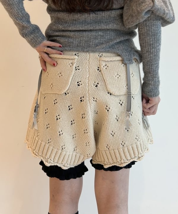 清水 彩乃さんの「BEAMS WOMEN｜maturely / ワイヤー メッシュ シアー ハイソックス」を使ったコーディネート