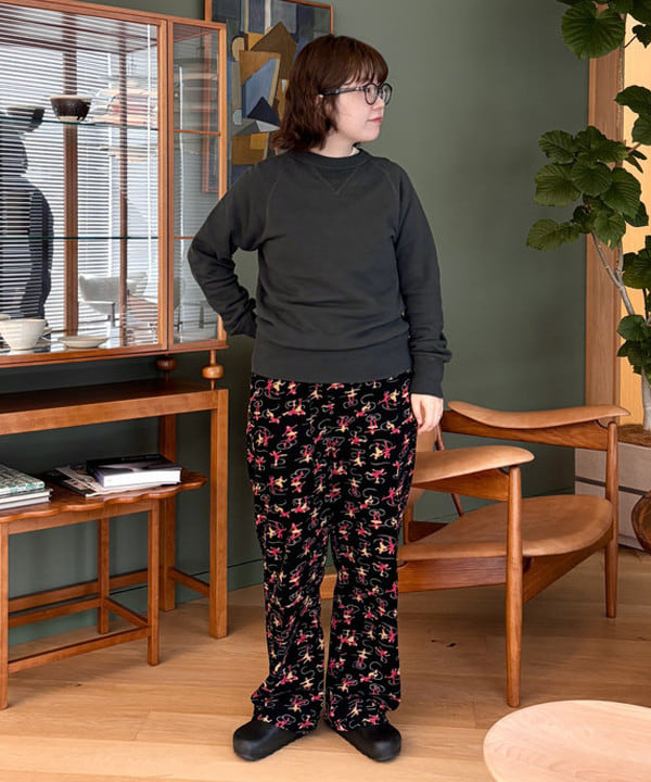 かわい みづきさんの「BEAMS WOMEN｜ブロード リブ クルーネック スウェット」を使ったコーディネート