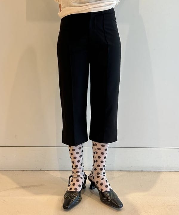 ナカノ アイさんの「BEAMS WOMEN｜【別注】FRED PERRY / Twin Tipped Ribbed Polo Shirt」を使ったコーディネート