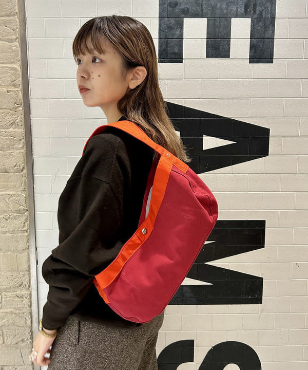 ナツハさんの「BEAMS WOMEN｜【別注】LACOSTE / ニット ポロシャツ」を使ったコーディネート