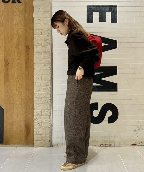 ナツハさんの「BEAMS WOMEN｜【別注】LACOSTE / ニット ポロシャツ」を使ったコーディネート