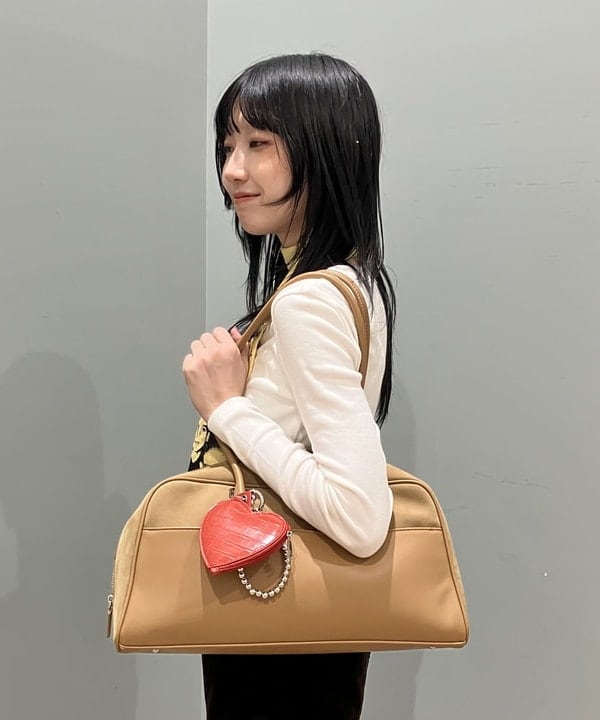 加歩さんの「BEAMS WOMEN｜【別注】athletic wear MASON / メッセージ ロングスリーブ Tシャツ」を使ったコーディネート