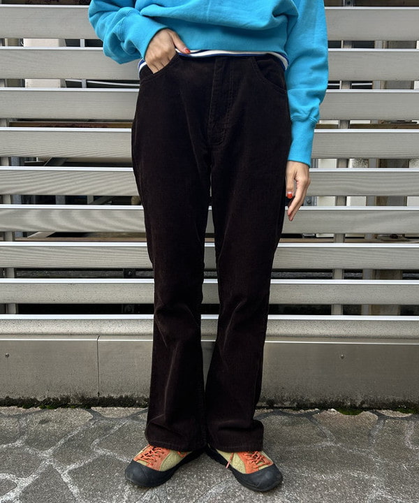 MATSUMOTO AMIさんの「BEAMS WOMEN｜BEAMS BOY / フライス 1cm ボーダー」を使ったコーディネート