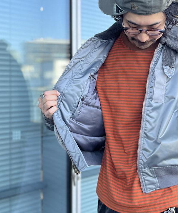 BAKU(東江 漠)さんの「BEAMS WOMEN｜【別注】Gramicci / シャイニーナイロン 6ポケットパンツ」を使ったコーディネート